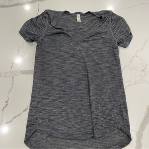 Lululemon T-shirt